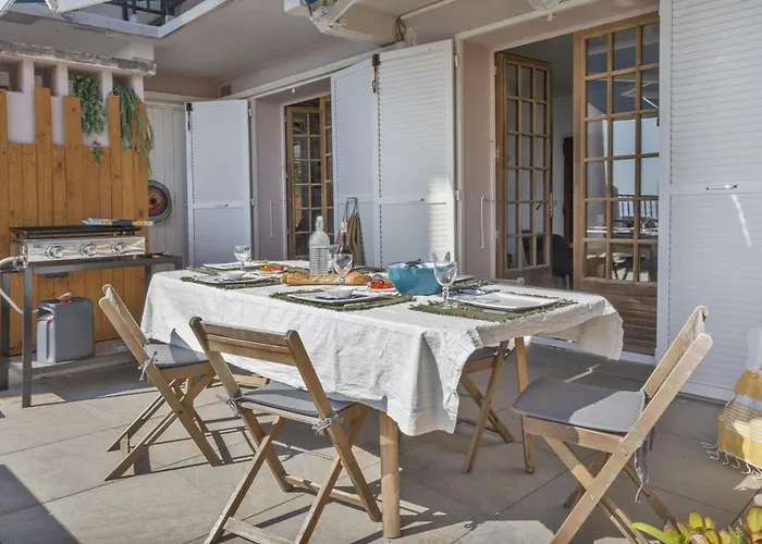 Casa Eden Roc Брандо