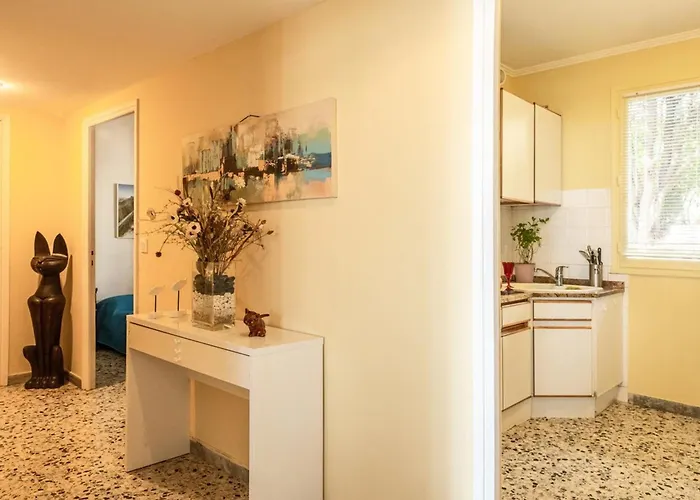 Апартаменты Casa Eden Roc *