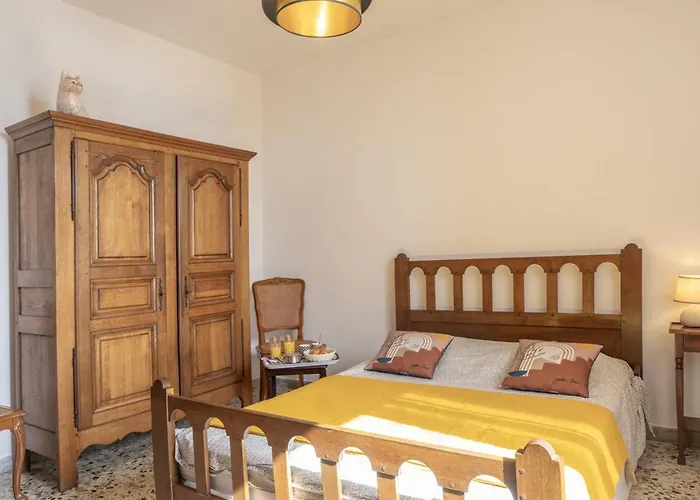 Casa Eden Roc Апартаменты *