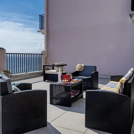Casa Eden Roc * Brando