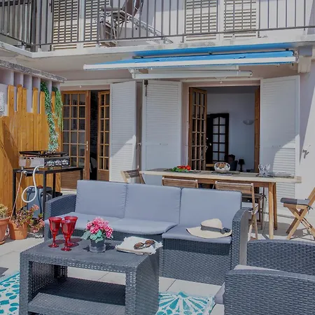 Casa Eden Roc Brando