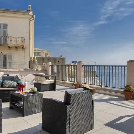 Casa Eden Roc Apartment