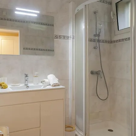 Casa Eden Roc Lägenhet Brando