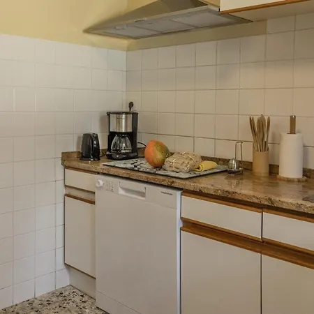 Casa Eden Roc Lägenhet