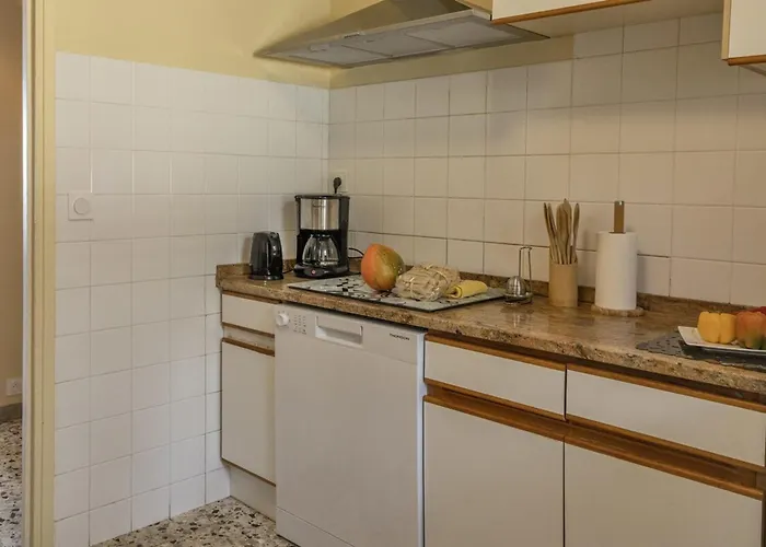 Casa Eden Roc Apartment