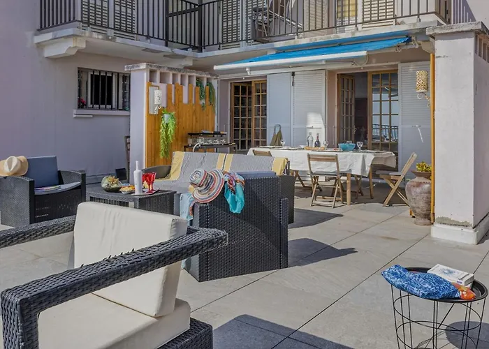 Casa Eden Roc * Brando