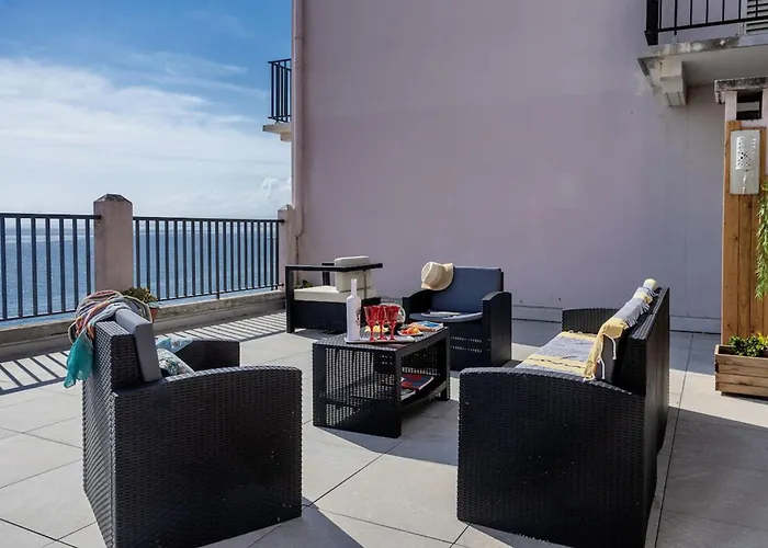 Casa Eden Roc * Brando